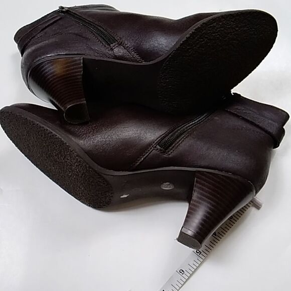 ST.JOHNS BAY EST 1984 LEATHER UPPER WOMEN SHOES BOOTS SIZE 10M - Picture 8 of 10